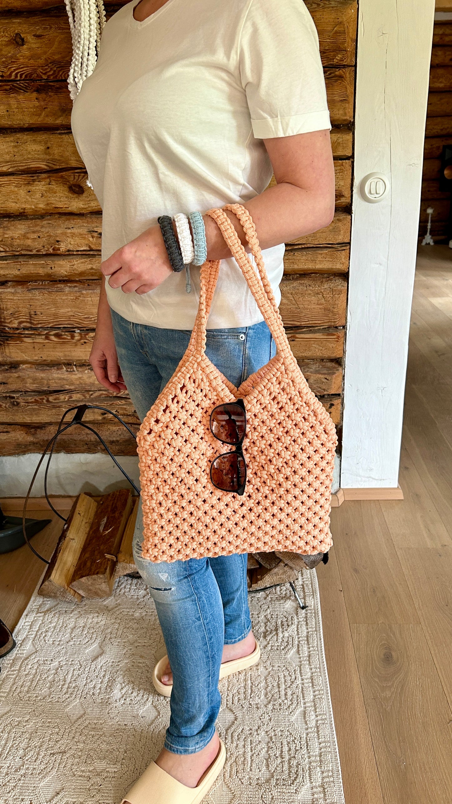 Macrame bag (color: peach)