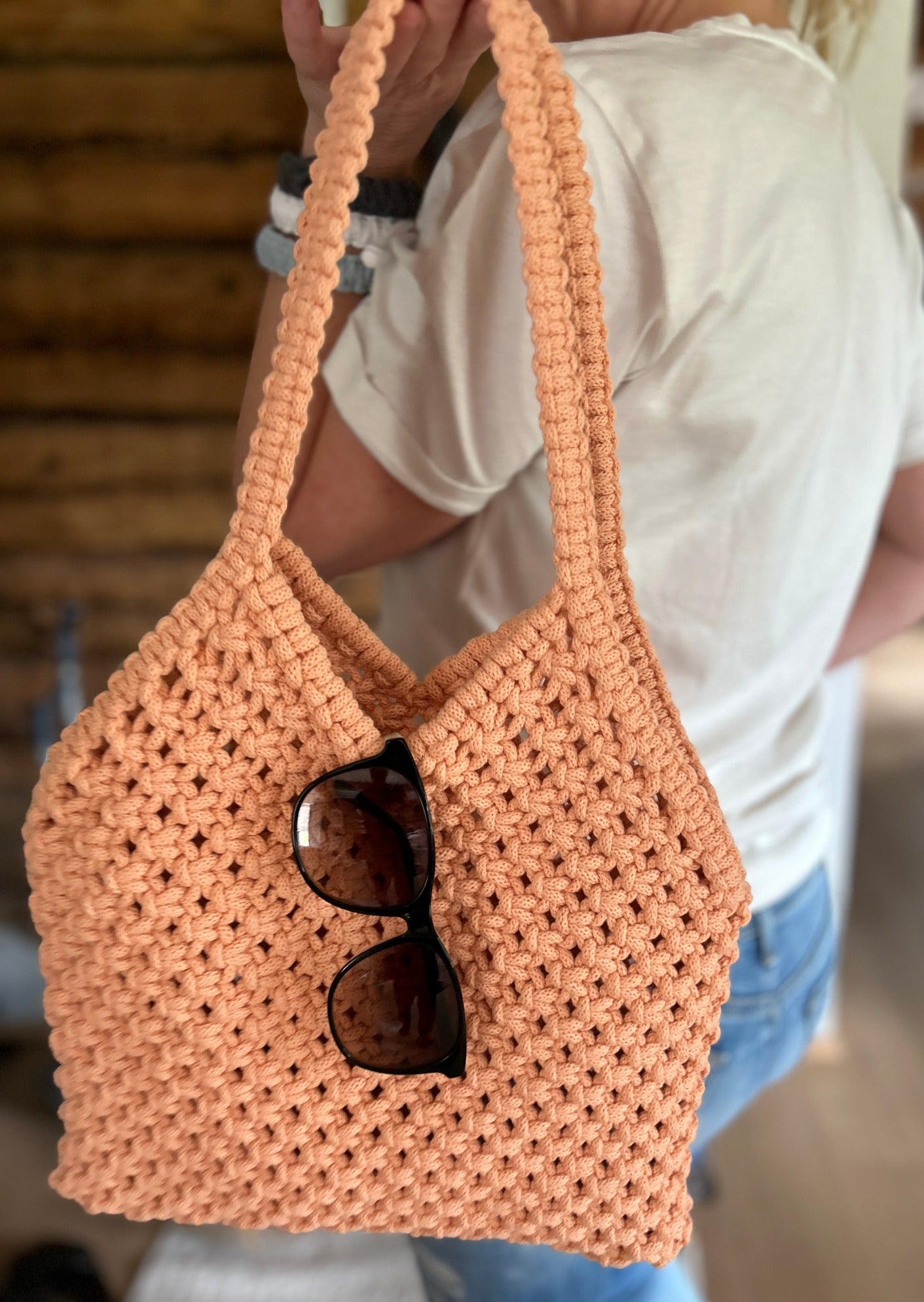 Macrame bag (color: peach)