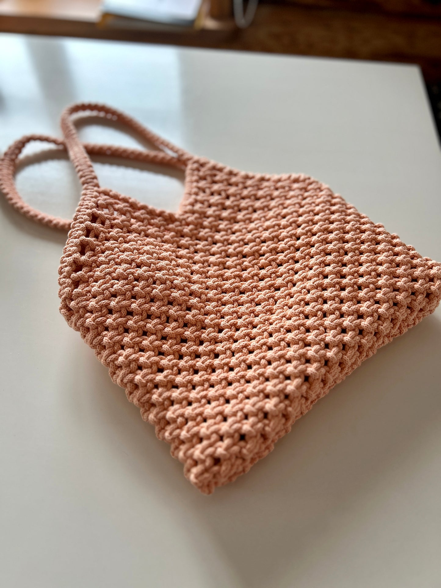 Macrame bag (color: peach)