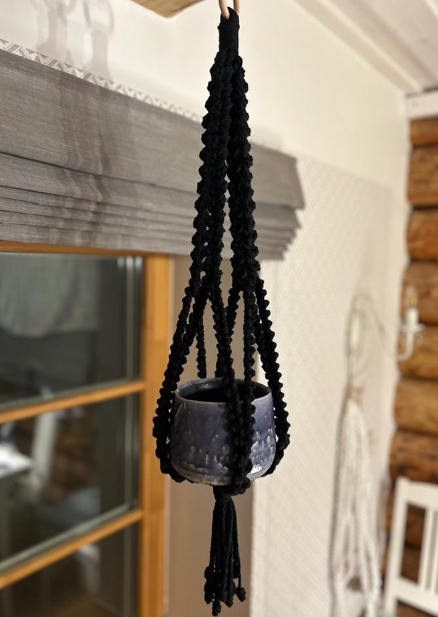 Macrame plant hanger (colors: black, white, grey)